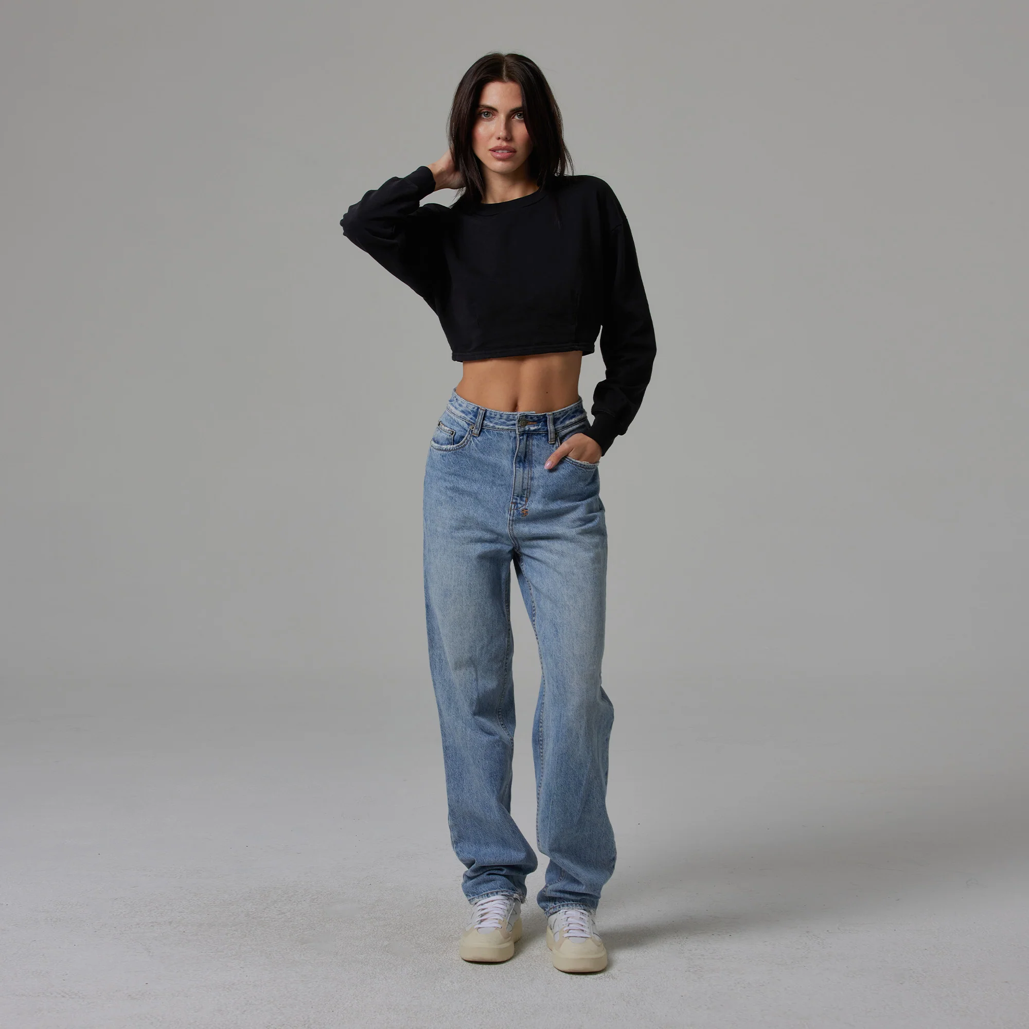 WOMENS CROP DART LIGHTWEIGHT CREWNECK - Image 10