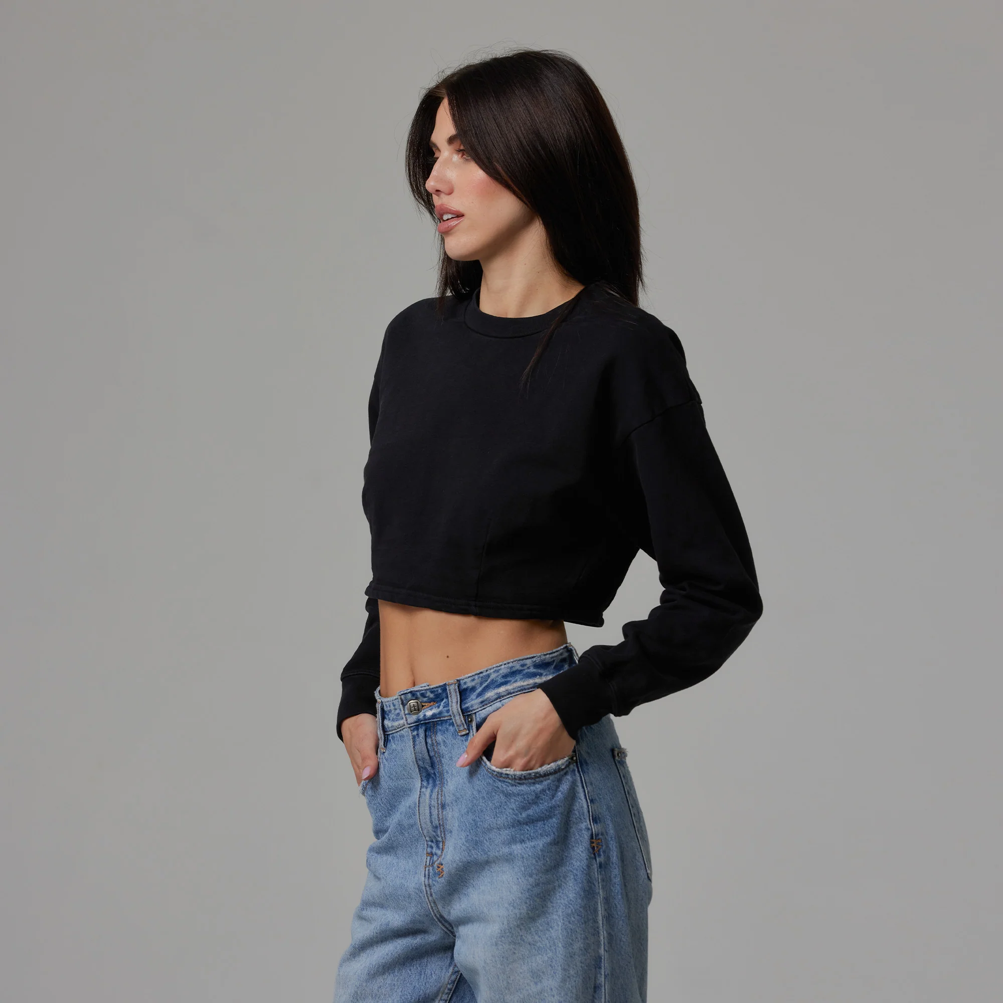 WOMENS CROP DART LIGHTWEIGHT CREWNECK - Image 8