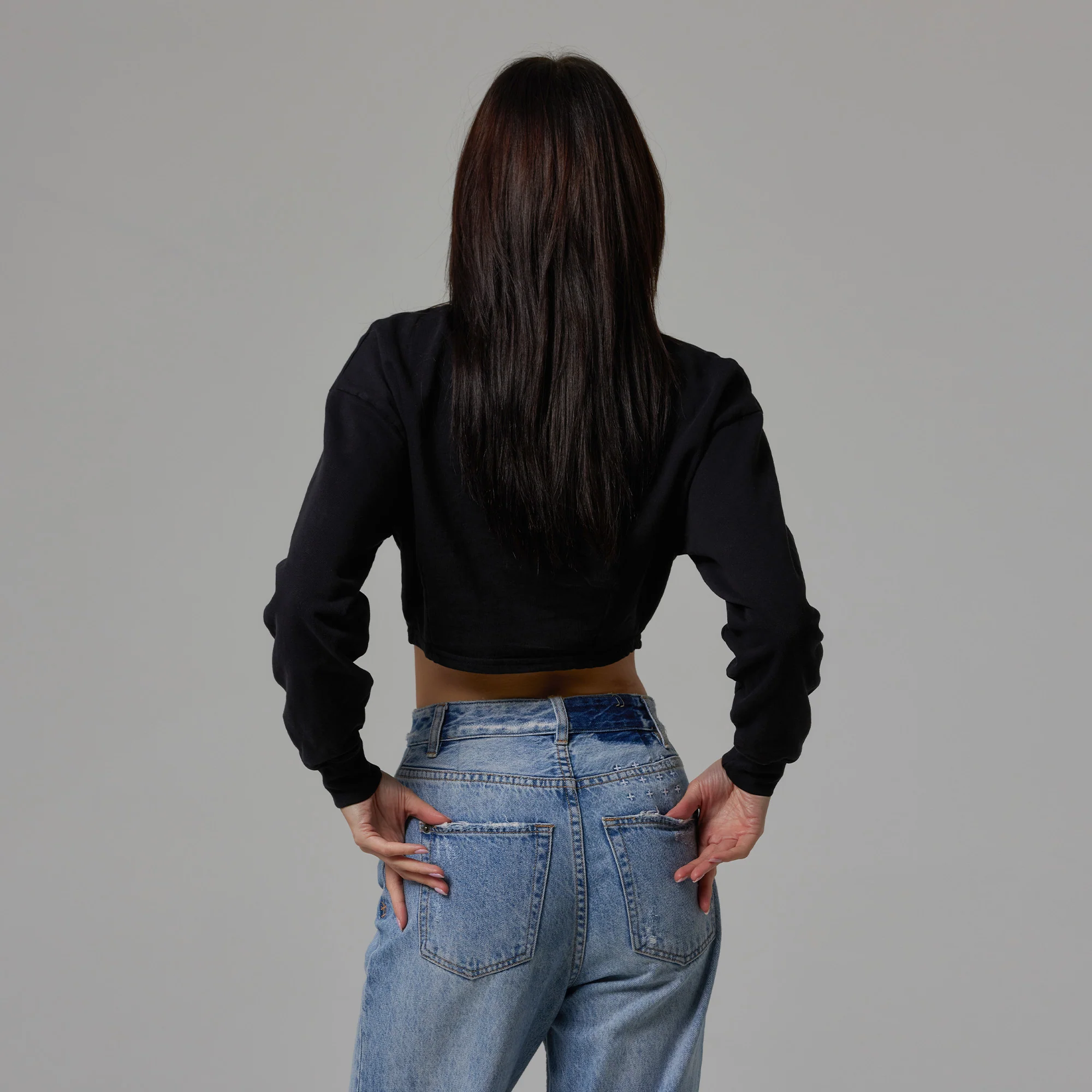 WOMENS CROP DART LIGHTWEIGHT CREWNECK - Image 9