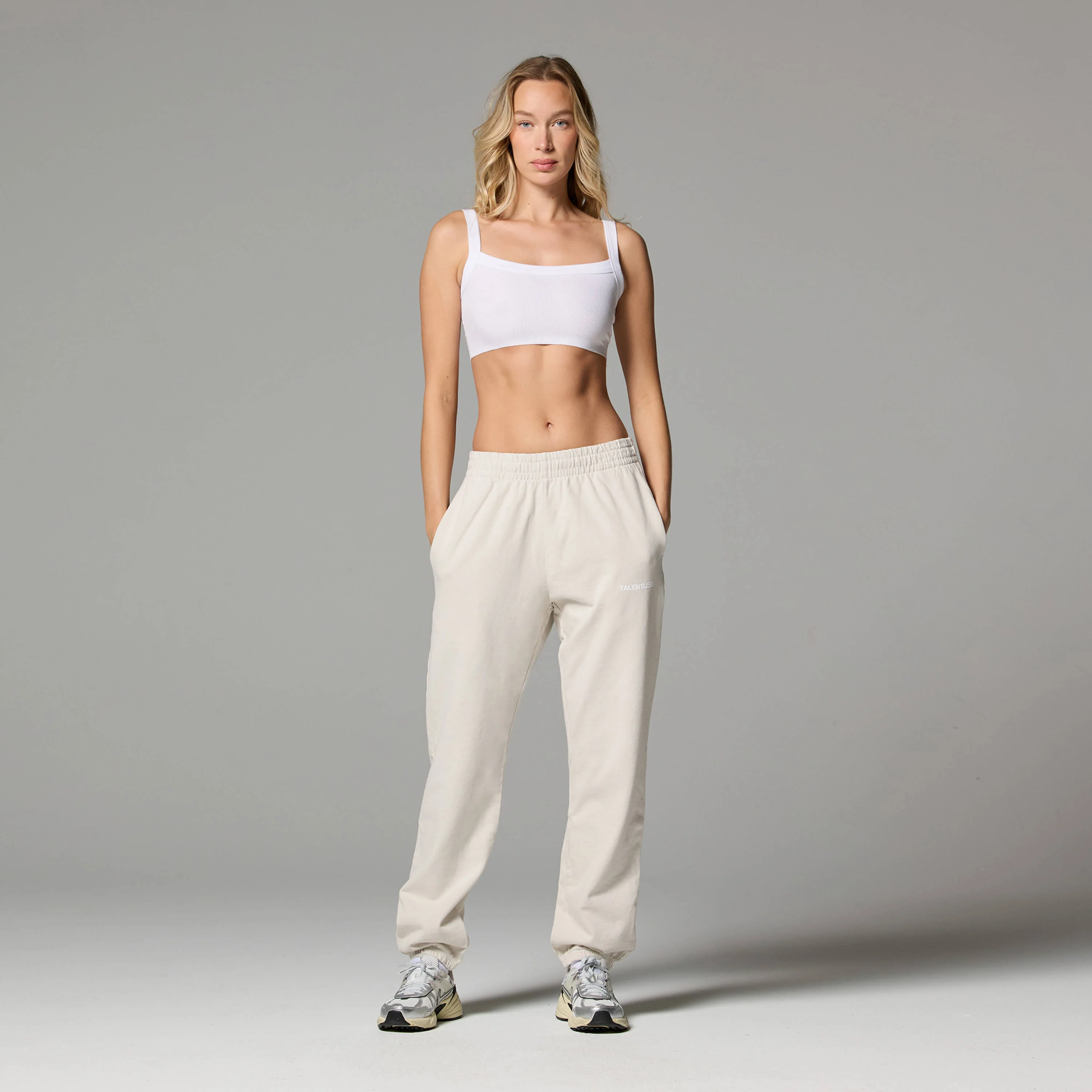 WOMENS LIGHTWEIGHT SWEATPANTS - Image 10