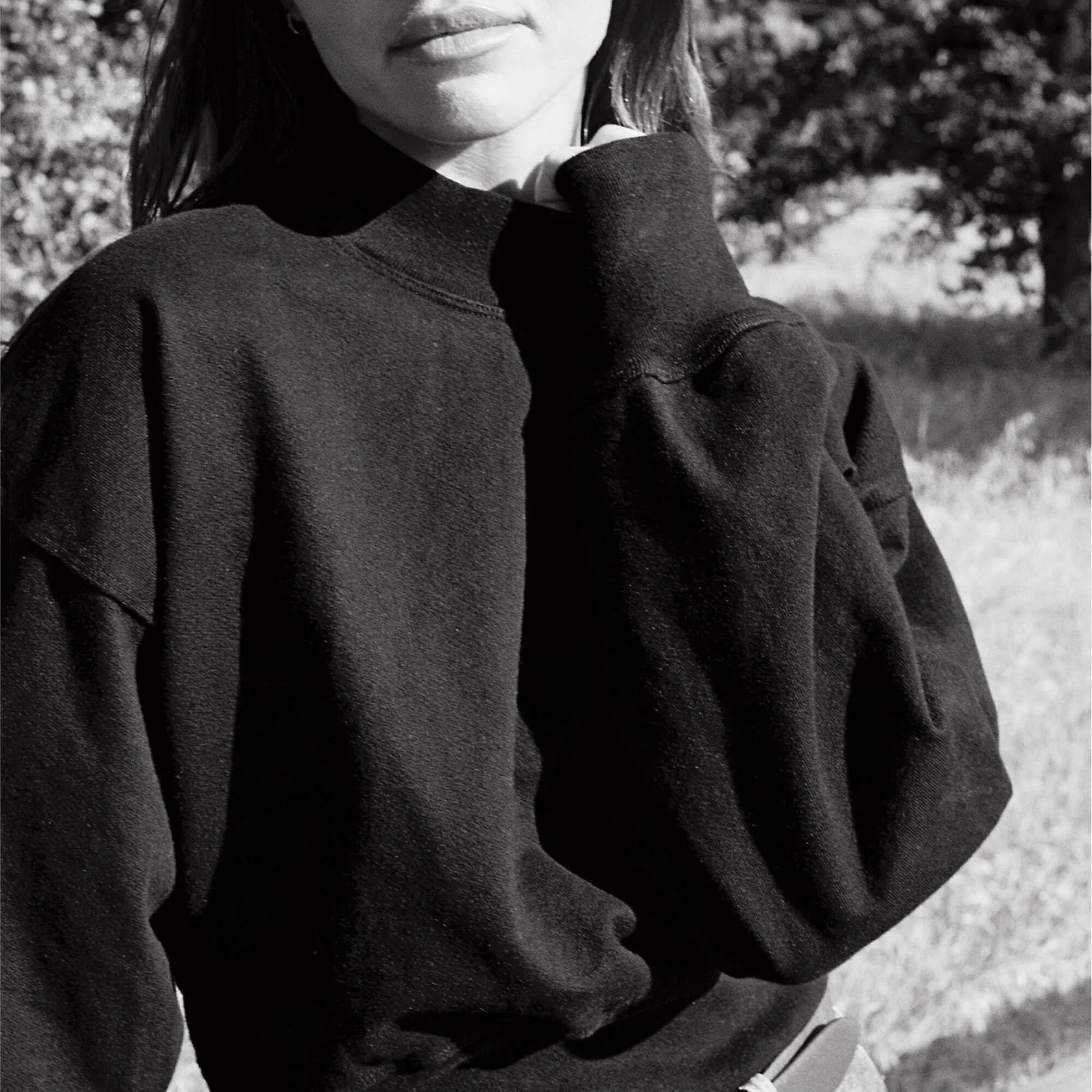 WOMENS MOCK NECK CREWNECK - Image 2