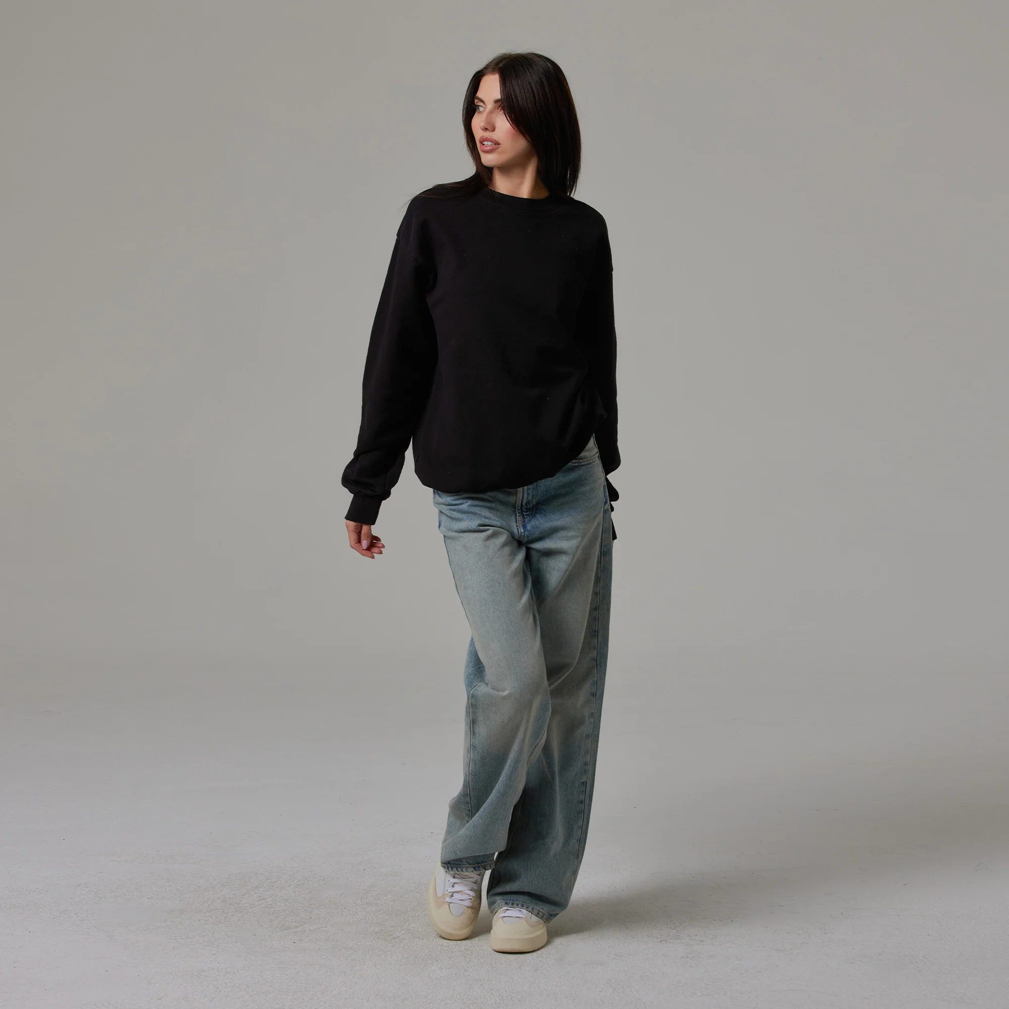 WOMENS OVERSIZED HEAVYWEIGHT CREWNECK - Image 10
