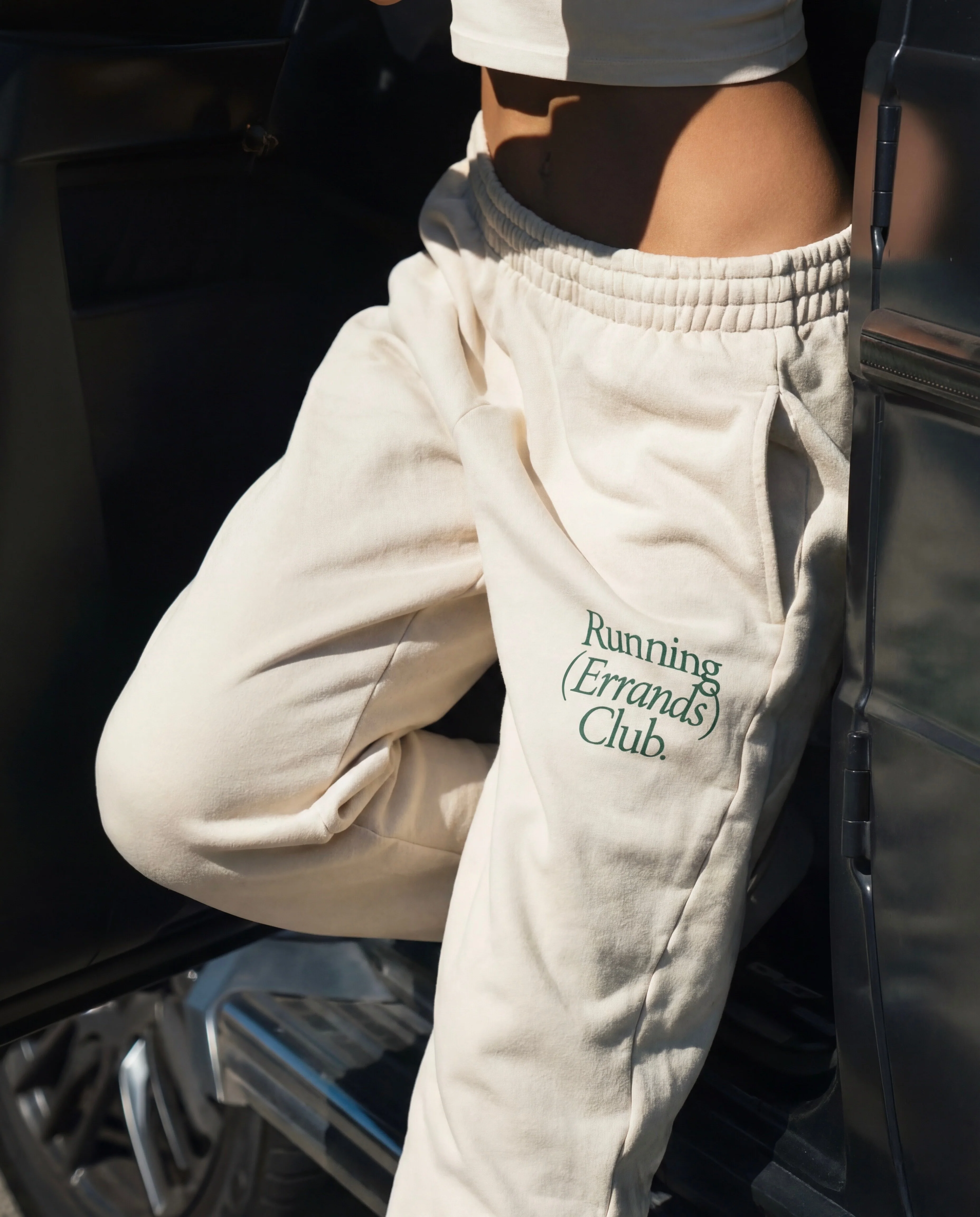 WOMENS RUNNING CLUB SWEATPANTS - Image 6